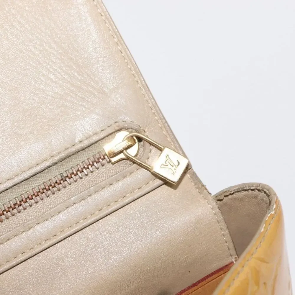 Louis Vuitton Monogram Vernis Walker Wallet Beige